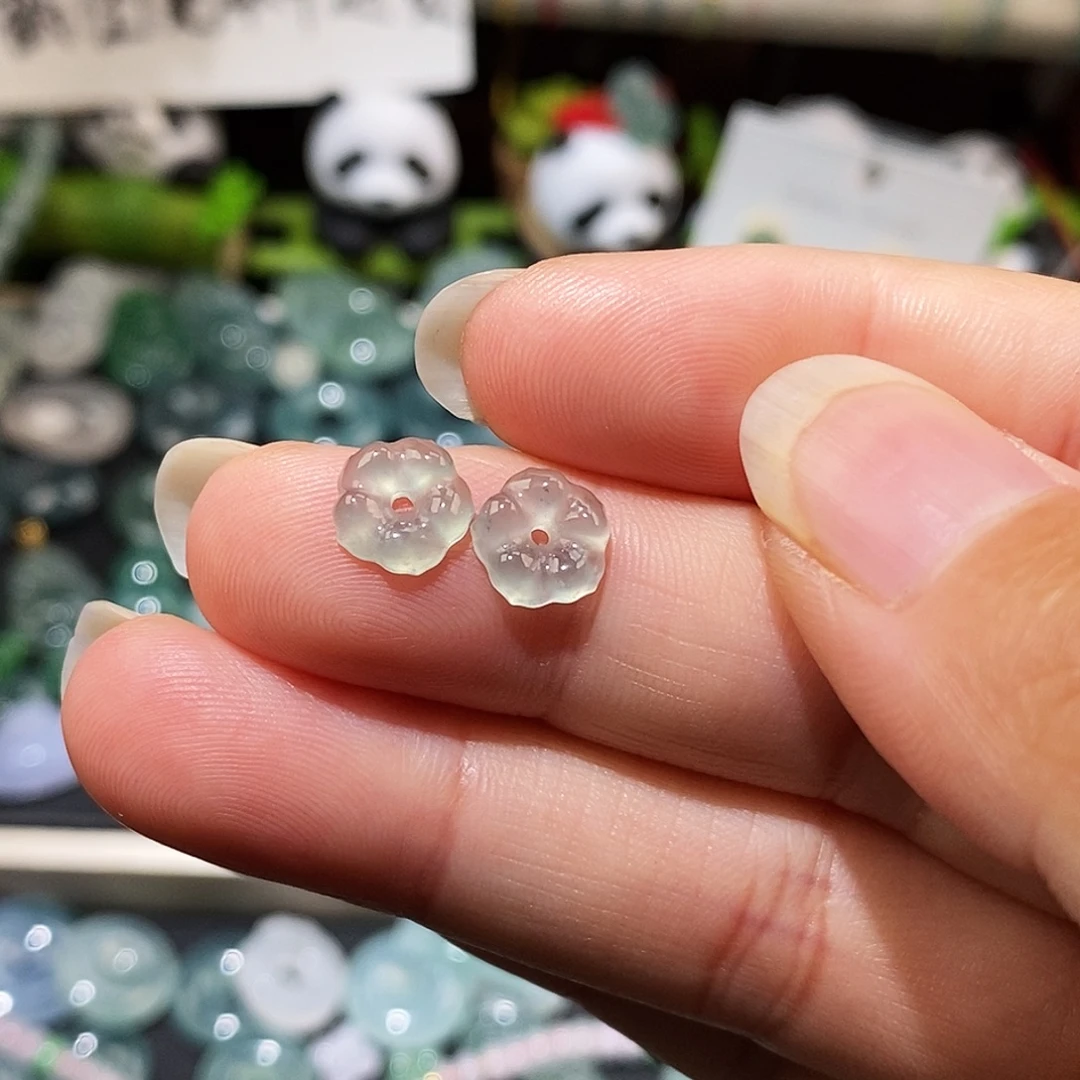 翡翠未镶嵌颈饰冰种小花一对福利