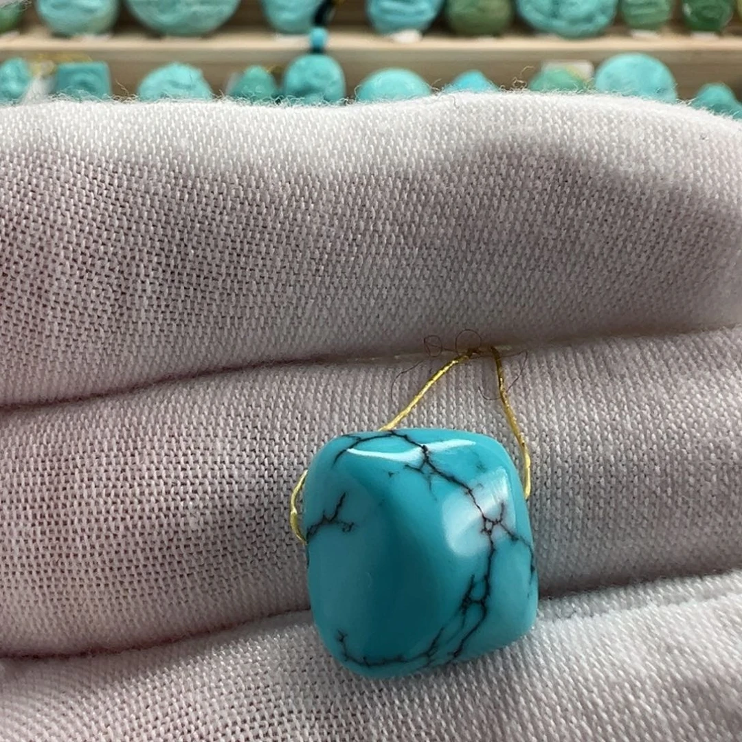 未镶嵌绿松石随形13.3mm