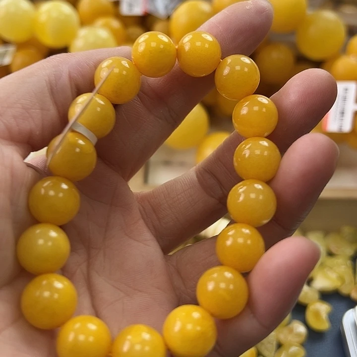 未镶嵌琥珀珠宝奇石