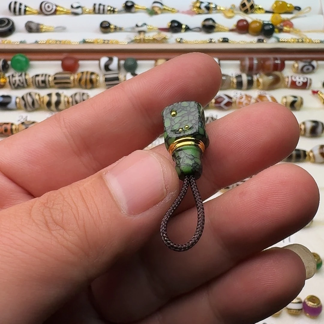 梦***瓦玛瑙/玉髓未镶嵌单颗