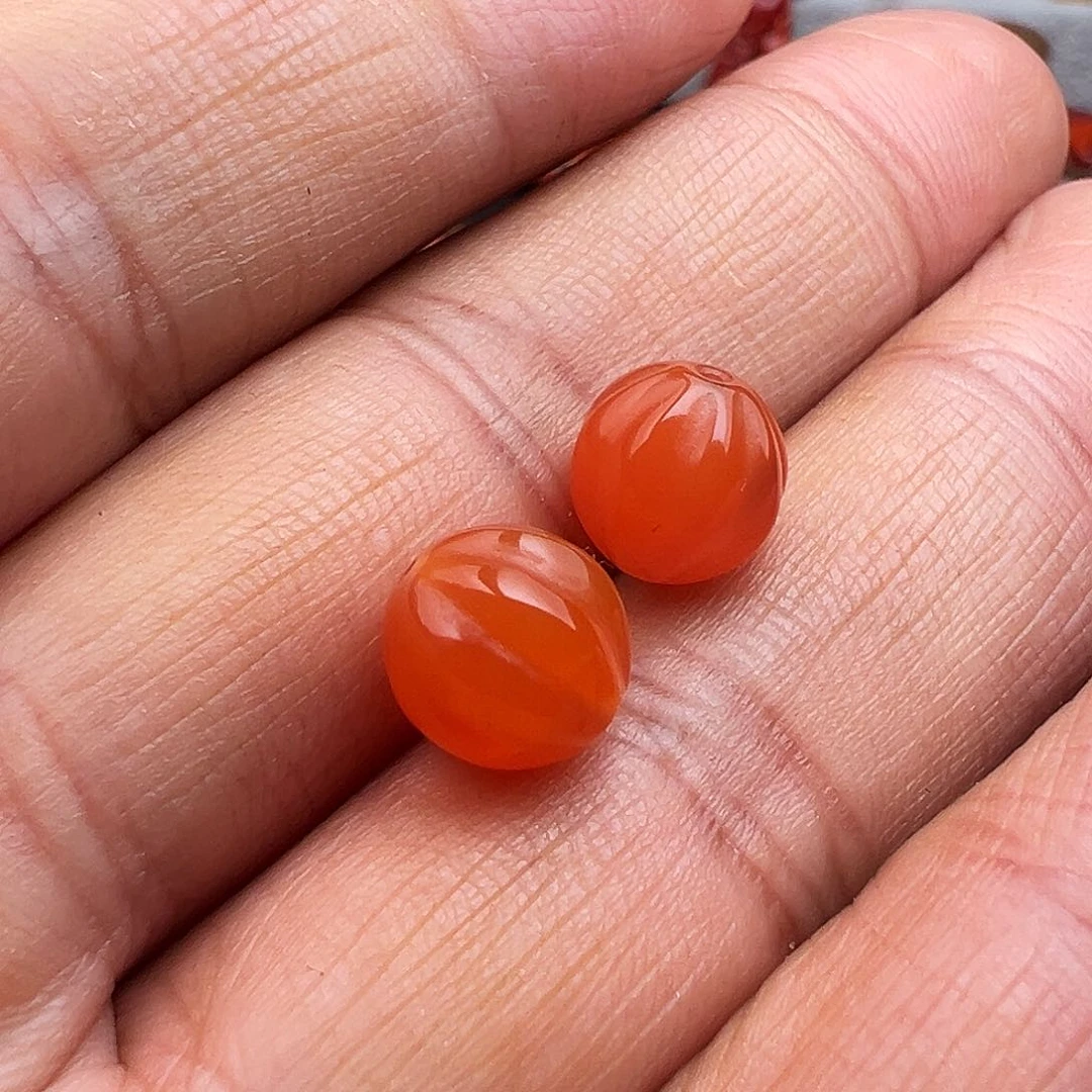 南红玛瑙珠子未镶嵌浮*
