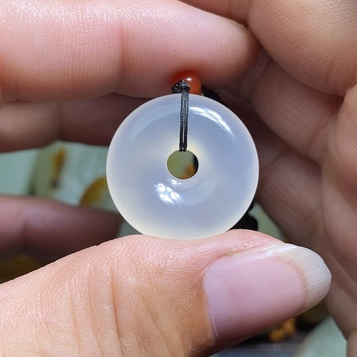 和田玉未镶嵌吊坠(不含链)