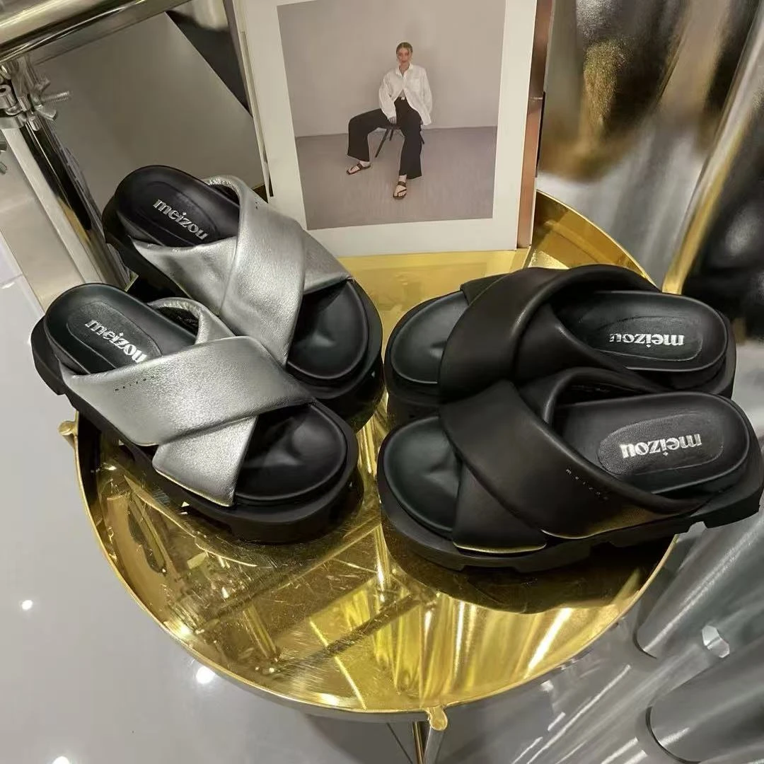 现货G4｜MZ高端真皮里外羊交叉凉拖女鞋｜半码拍小｜178-01