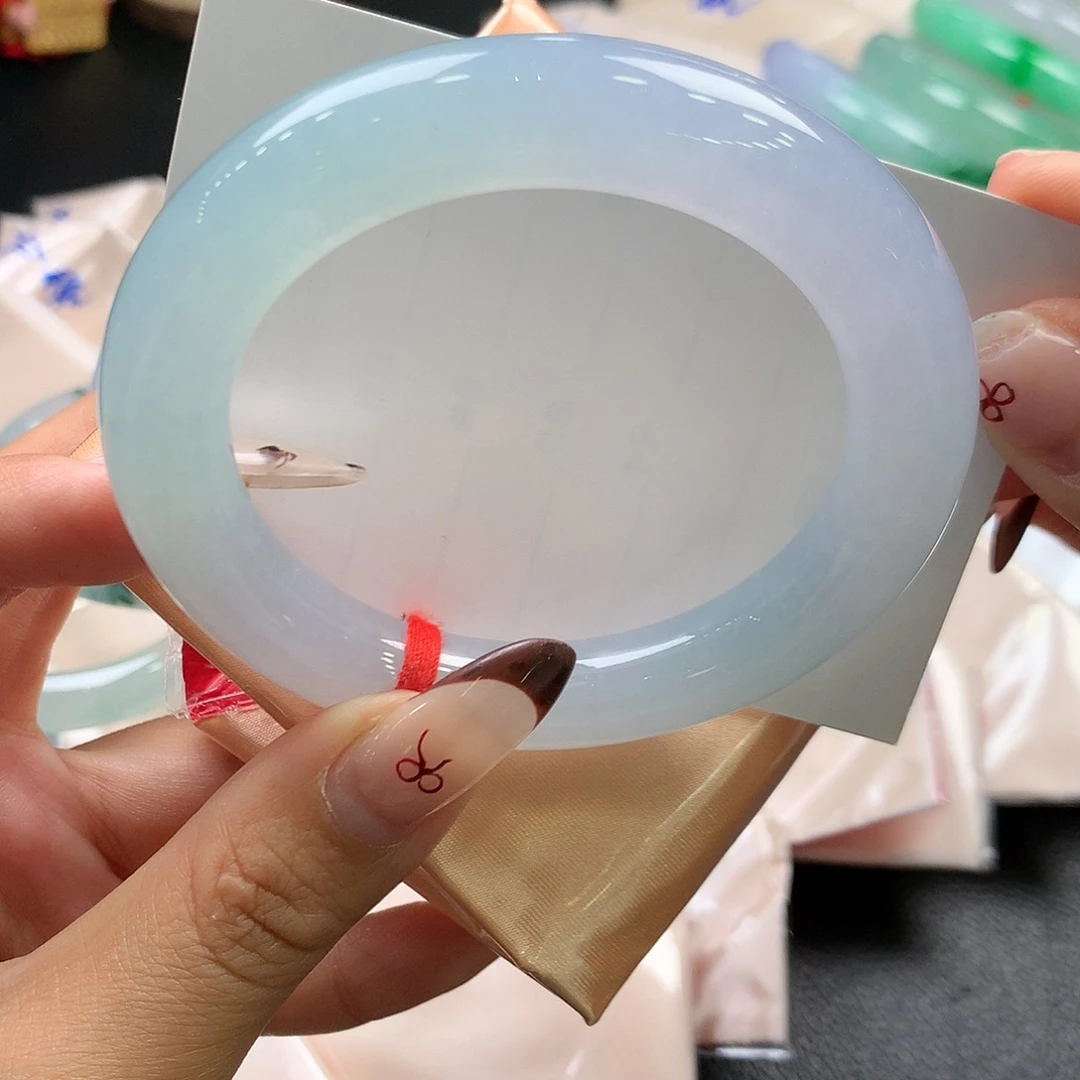 翡翠未镶嵌手镯（圆镯）65号冰胶幻彩 高货完美