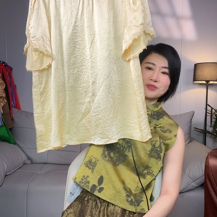 P h醋酸上衣去拍去拍去拍