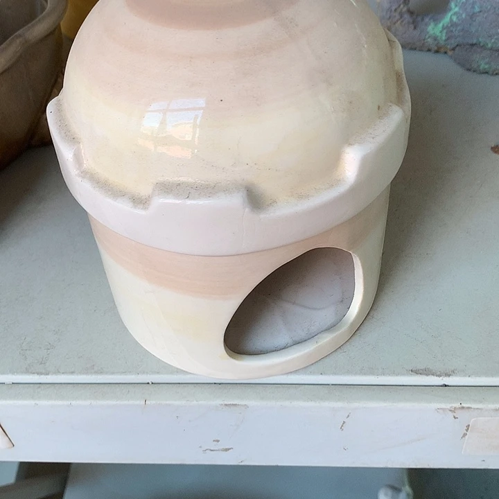 小***猪瑕疵摆件满是遗憾