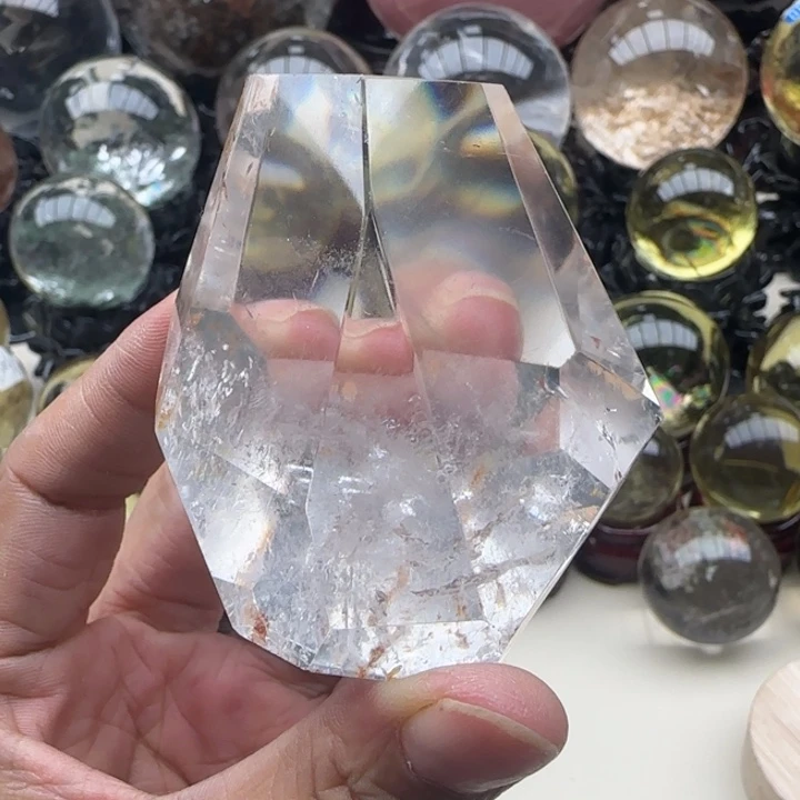 水晶未镶嵌摆件c699