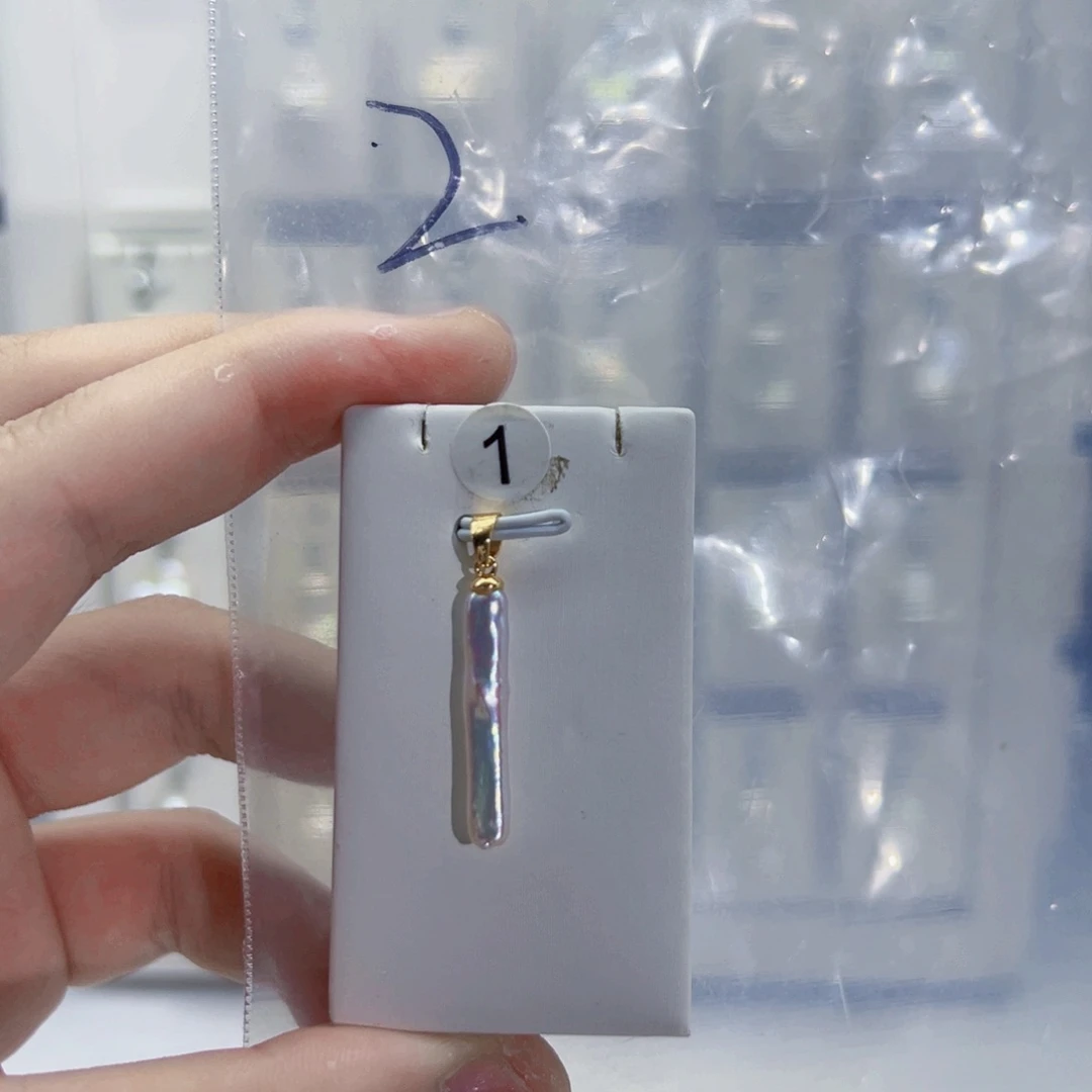 淡水珍珠合金颈饰