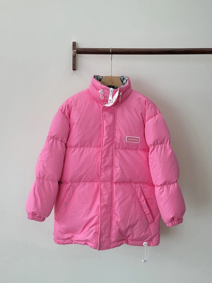 未使用 LouisVuitton/路易威登 路易威登 女士秋冬粉色羽绒服