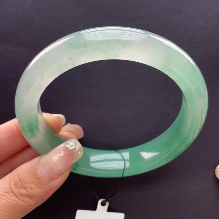 未镶嵌手镯石英质玉好*月