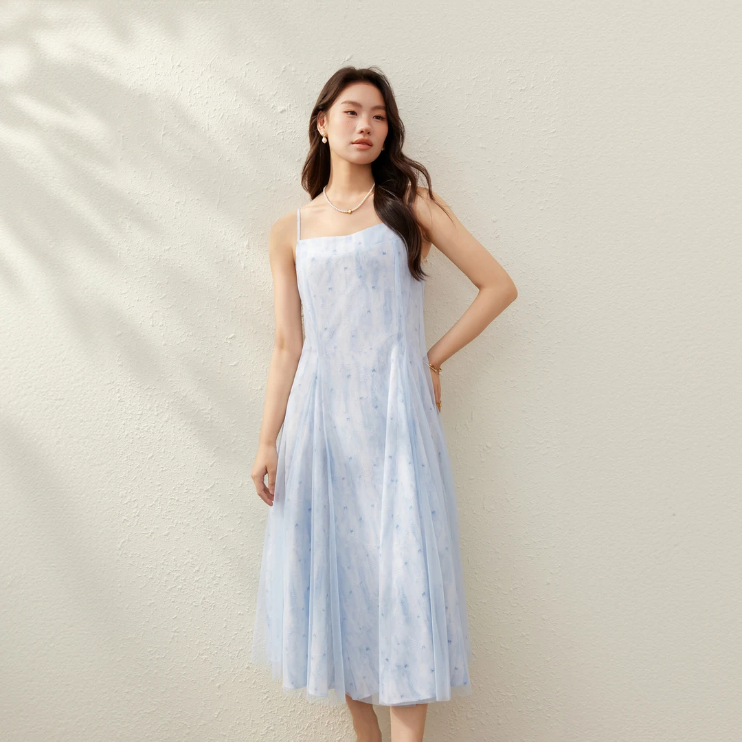 【温柔气质连衣裙】纤莉秀W大码女装度假风仙气吊带连衣裙QK2038