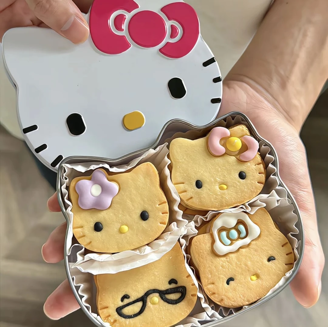 七夕礼物 Hellokitty糖霜黄油饼干 奶香微甜好吃12块铁盒装少女心