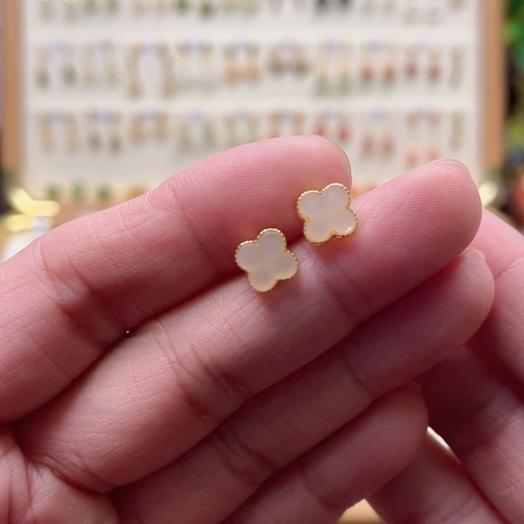 和田玉银S925镶嵌耳饰