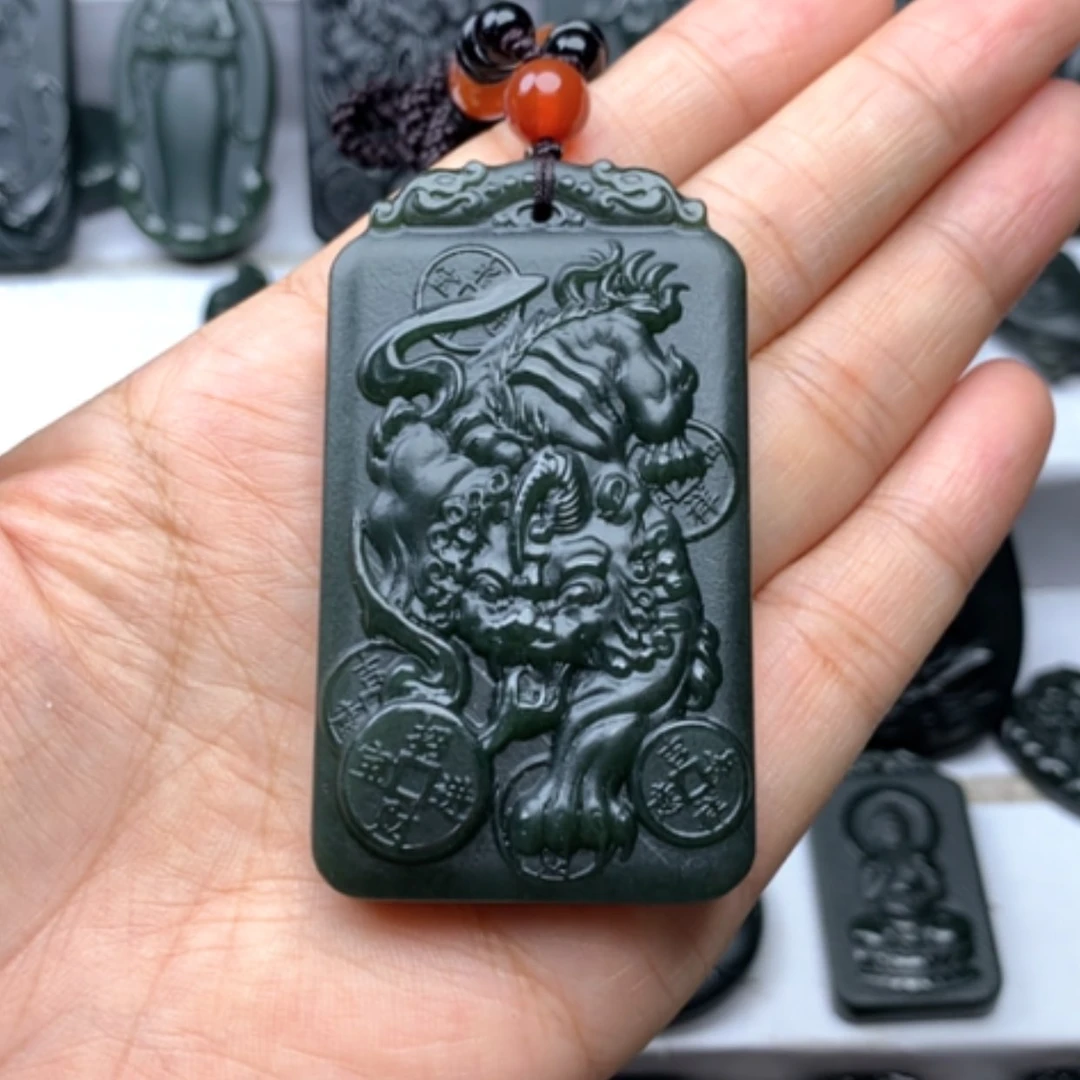 【闪购商品】颈饰未镶嵌和田玉双面雕刻