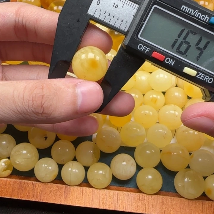 蜜蜡未镶嵌珠宝奇石天然56