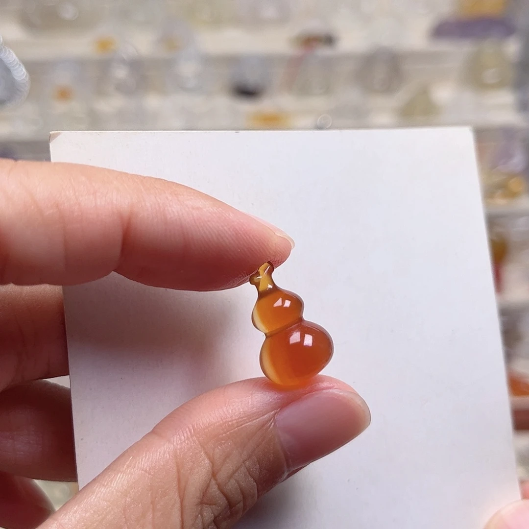 尧****玛瑙/玉髓颈饰未镶嵌福利款不退换哦