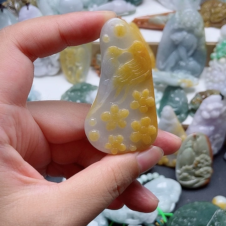 翡翠未镶嵌吊坠(不含链)1