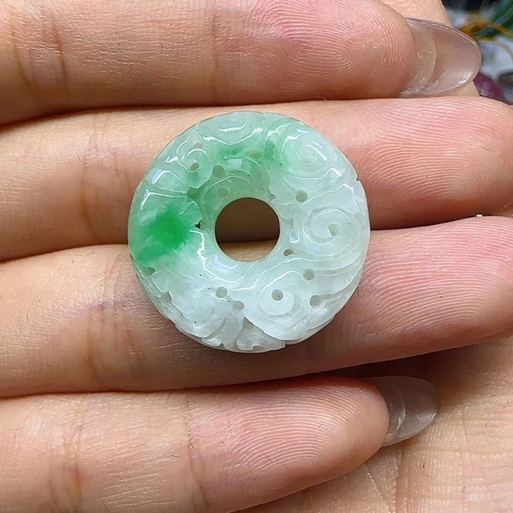 翡翠未镶嵌颈饰1111111