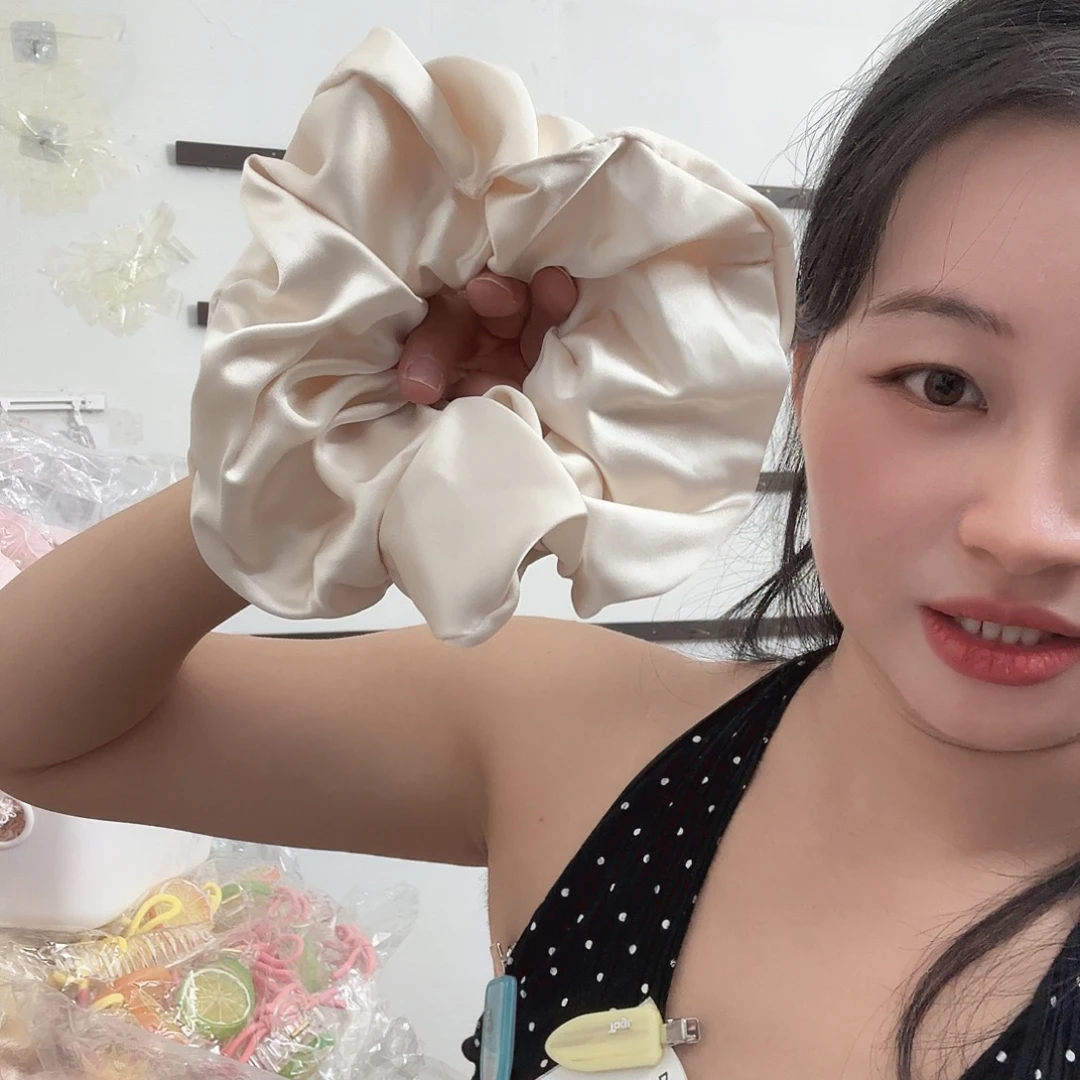 铁合金合成立方氧化锆