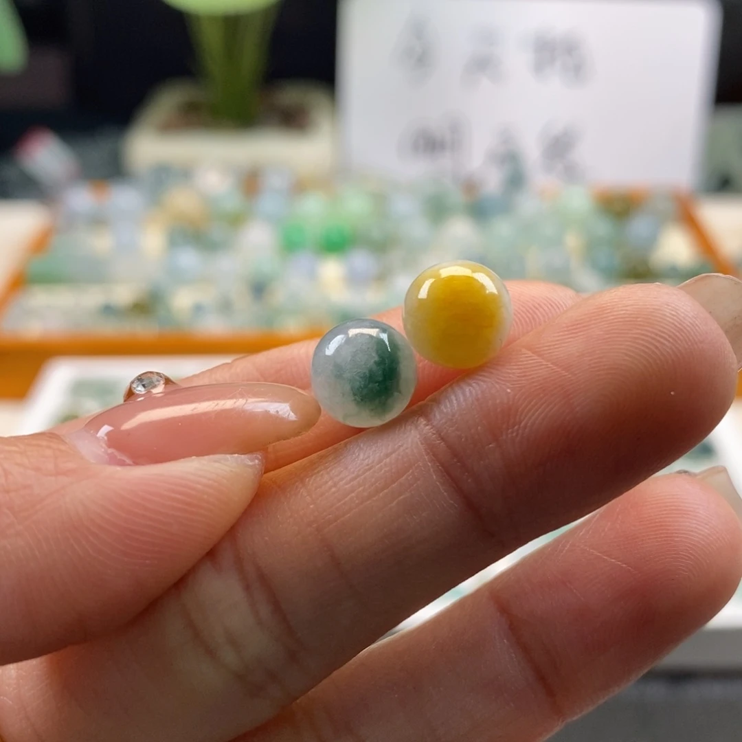 翡翠散珠天然翡翠一对8.7