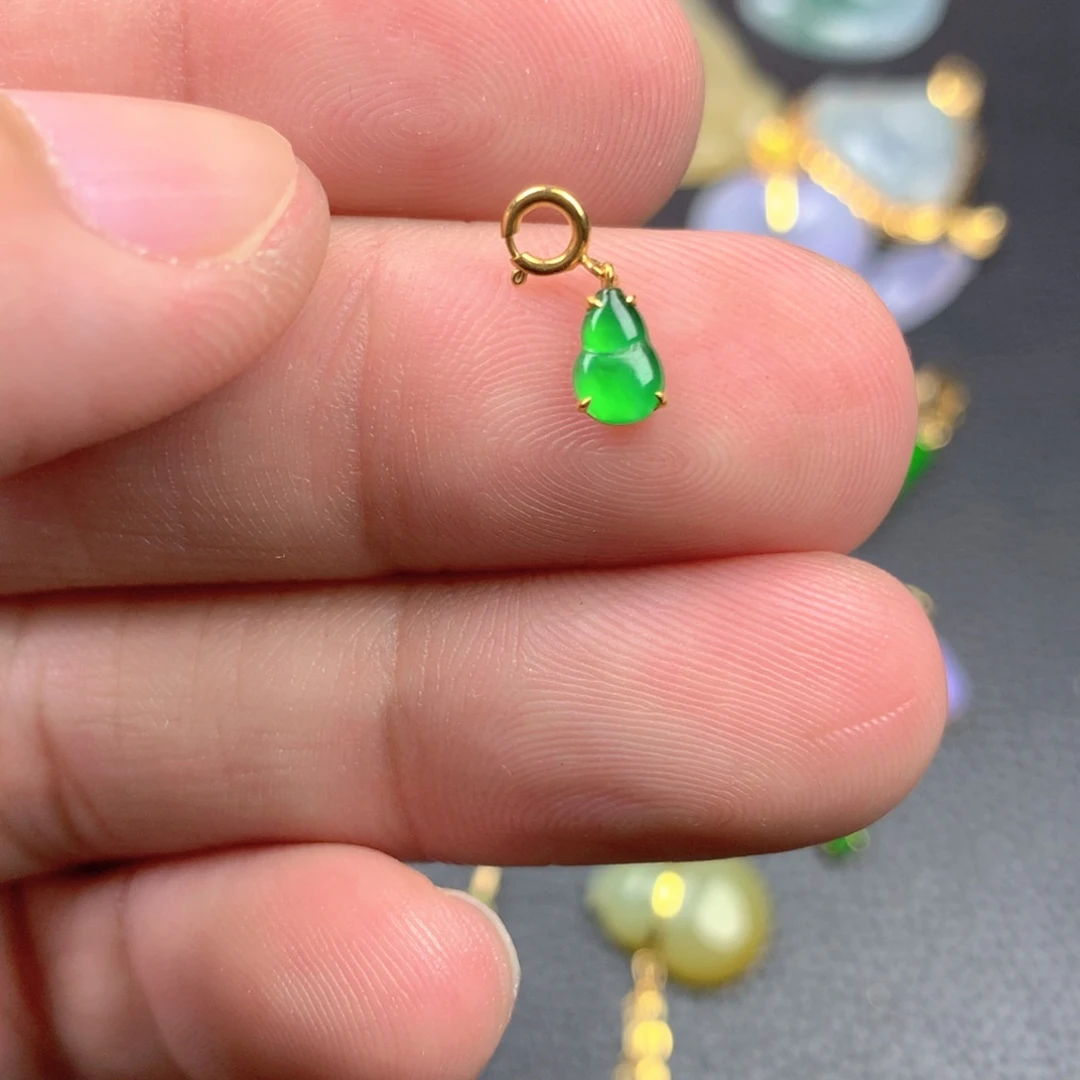 【闪购商品】颈饰18K金镶嵌翡翠翡翠