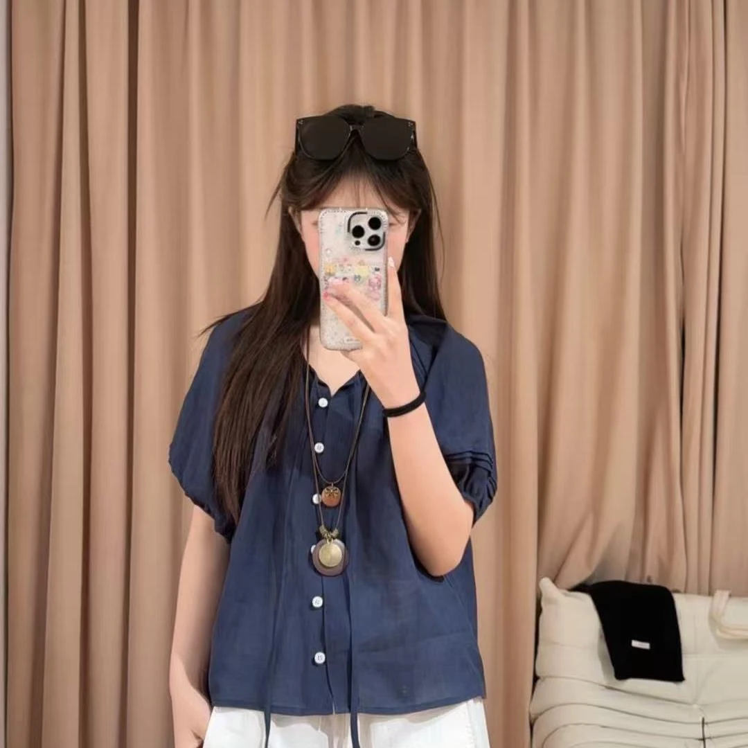 85061余小鱼 【花氧少女】两色圆领系带单排扣泡泡袖捏褶小衫女装