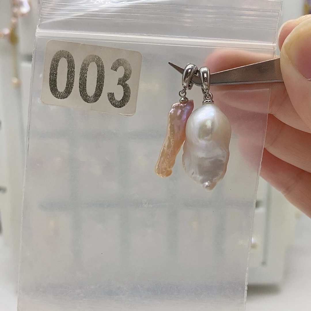 淡水珍珠合金颈饰