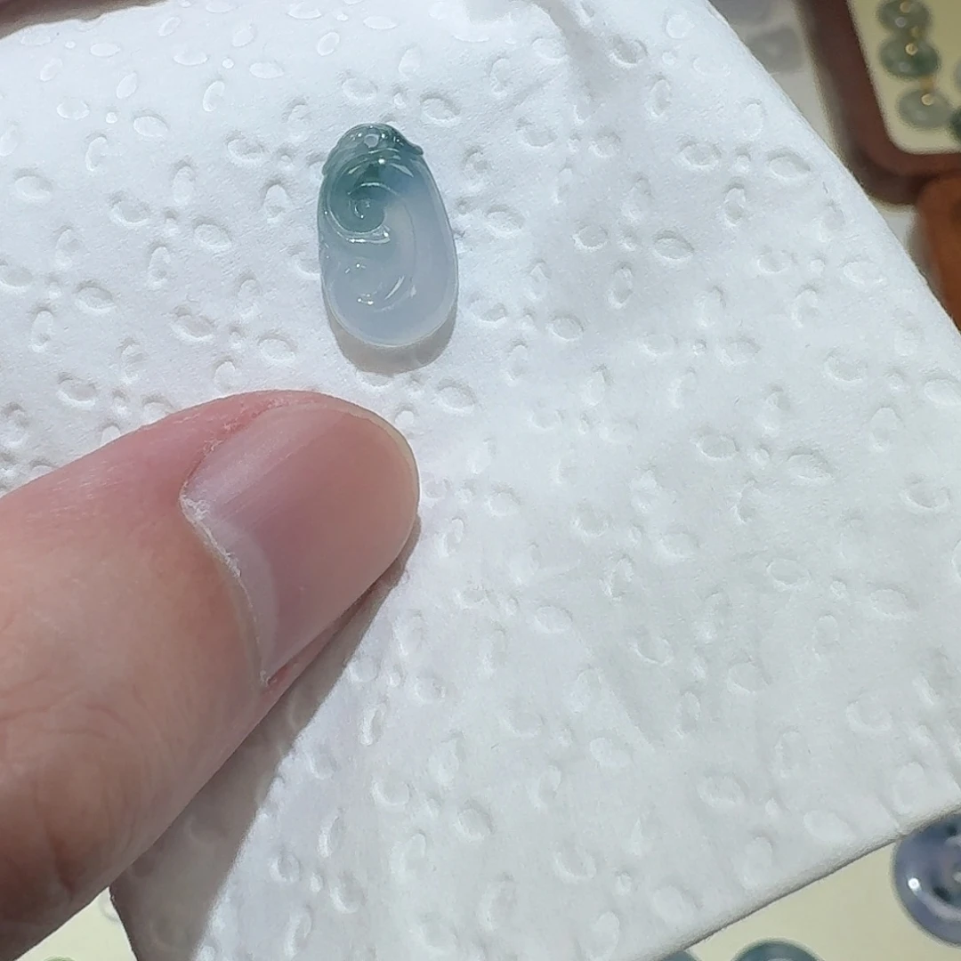 颈饰未镶嵌翡翠小如意