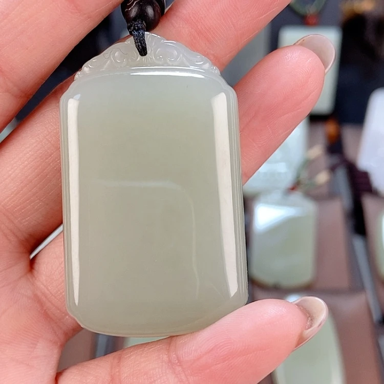 【闪购商品】和田玉颈饰未镶嵌