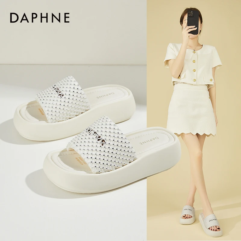 Daphne/达芙妮厚底一字拖鞋女夏外穿2025年新款舒适沙滩凉拖鞋