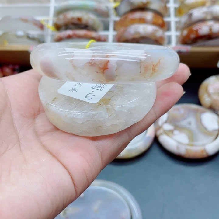 玛瑙/玉髓手镯未镶嵌64