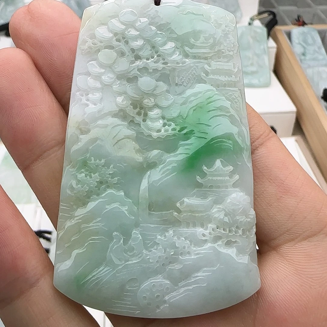 观***9翡翠未镶嵌颈饰翡翠