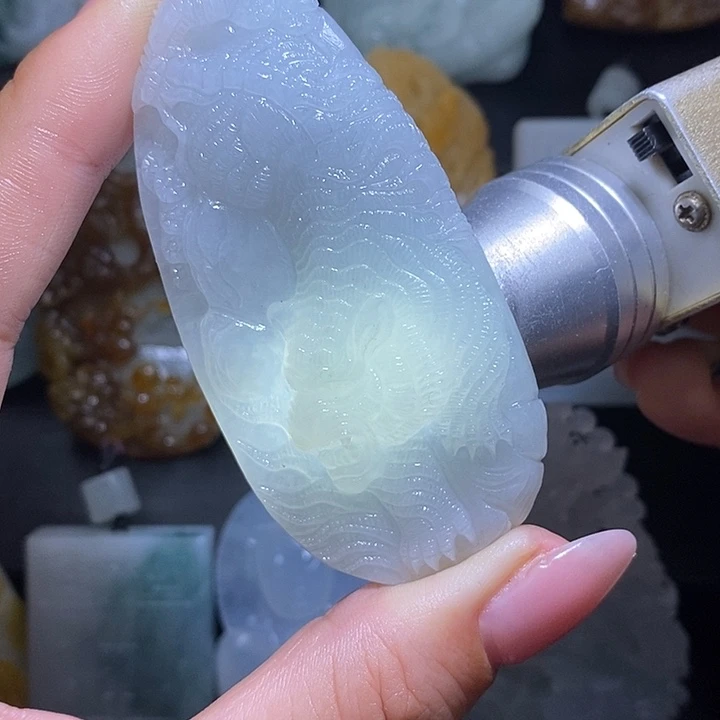 定制翡翠未镶嵌翡翠