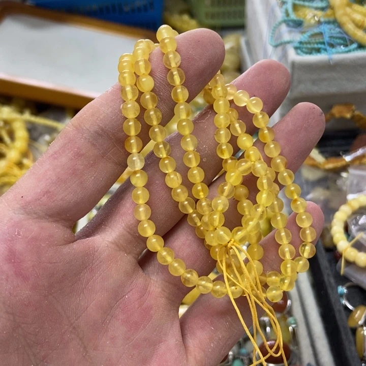 未镶嵌蜜蜡裸石多样性发货