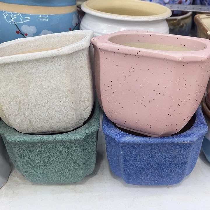 有孔，满10元发货多肉陶瓷花盆!