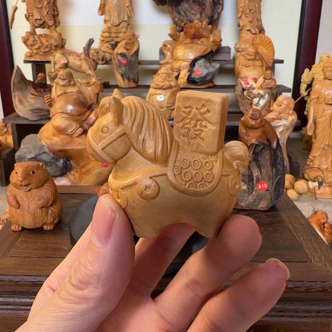 崖柏小木匠艺雕一物一拍