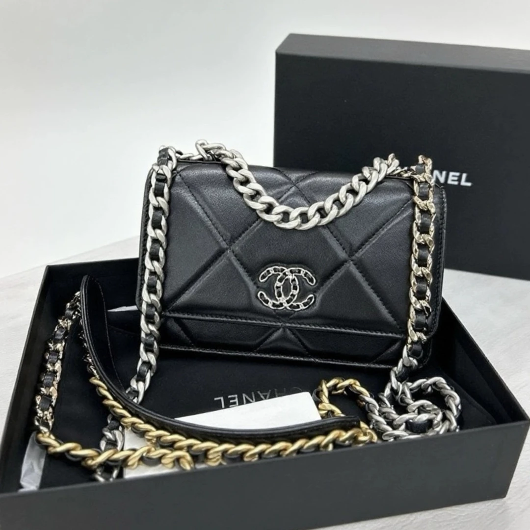 99新 Chanel/香奈儿 黑银19bag mini woc链条包 芯片款