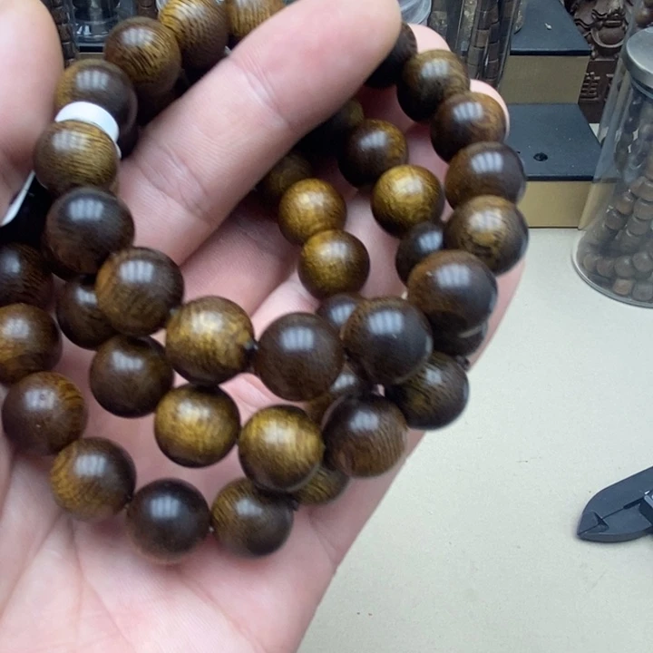 沉香沉香碎屑海南野生猫眼莺歌绿1.2