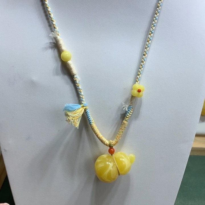 ****٭蜜蜡颈饰未镶嵌吊坠
