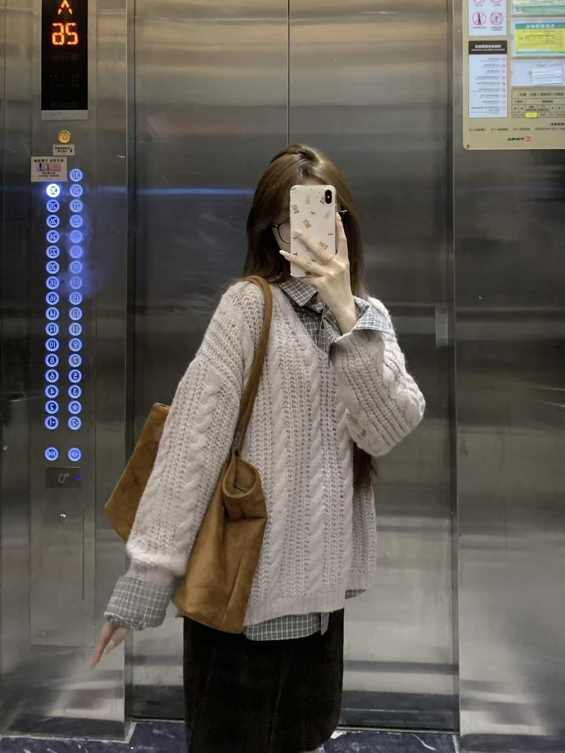 2025秋季新款韩系气质V领针织衫叠穿格子衬衫灯芯绒半身裙三件套