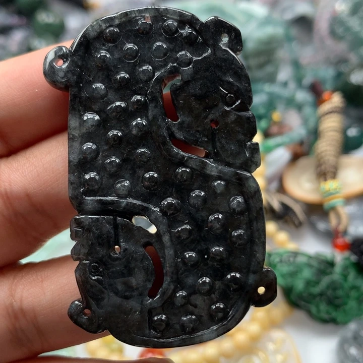 翡翠颈饰未镶嵌保真天然A货翡翠