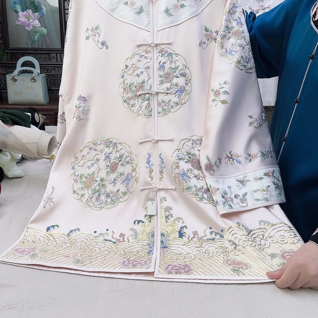 苏绣3，真丝重工外套胸围106衣长77