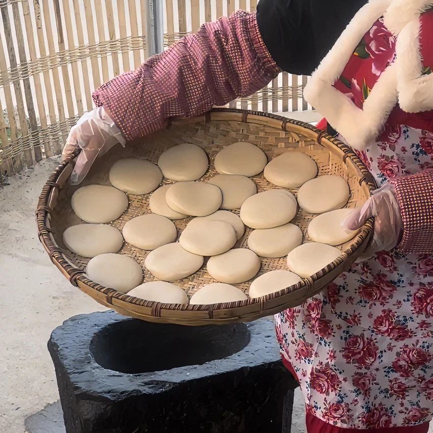 农家手工糍粑 .糯米糍粑 高粱糍粑 一斤6个
