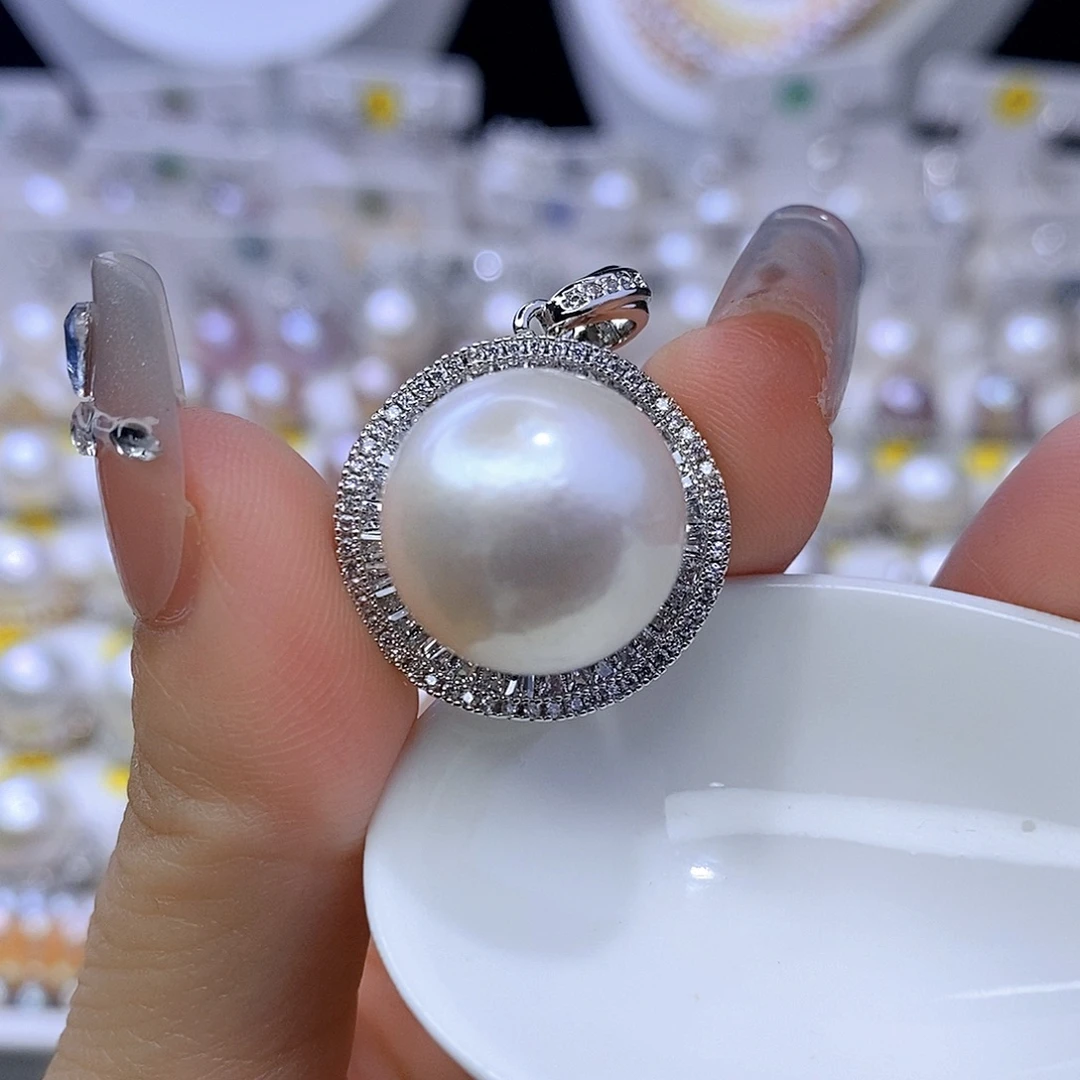 淡水珍珠合金颈饰