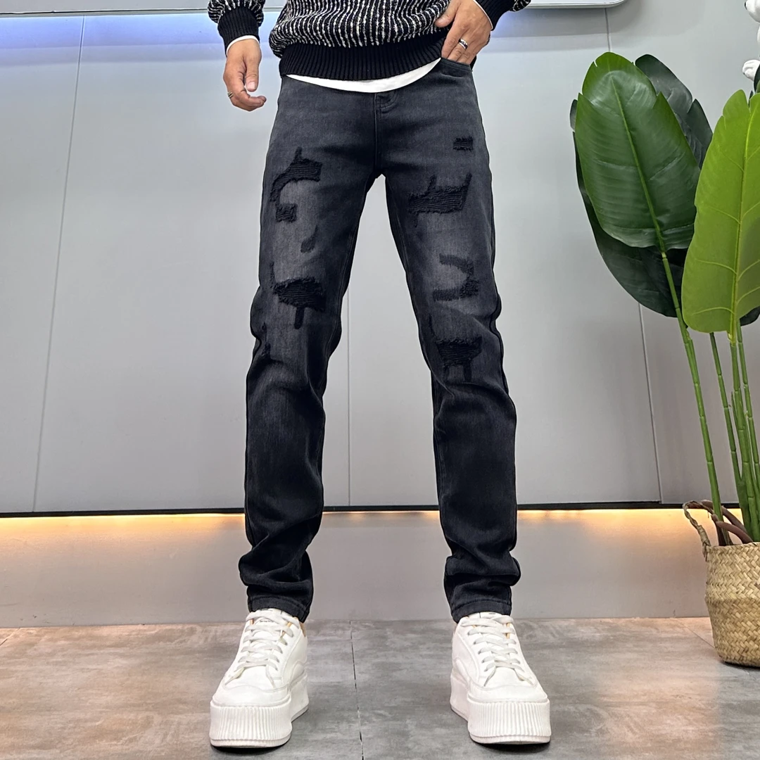 高端黑灰色牛仔裤男破洞补丁秋冬季新款韩版潮流修身小直脚休闲裤