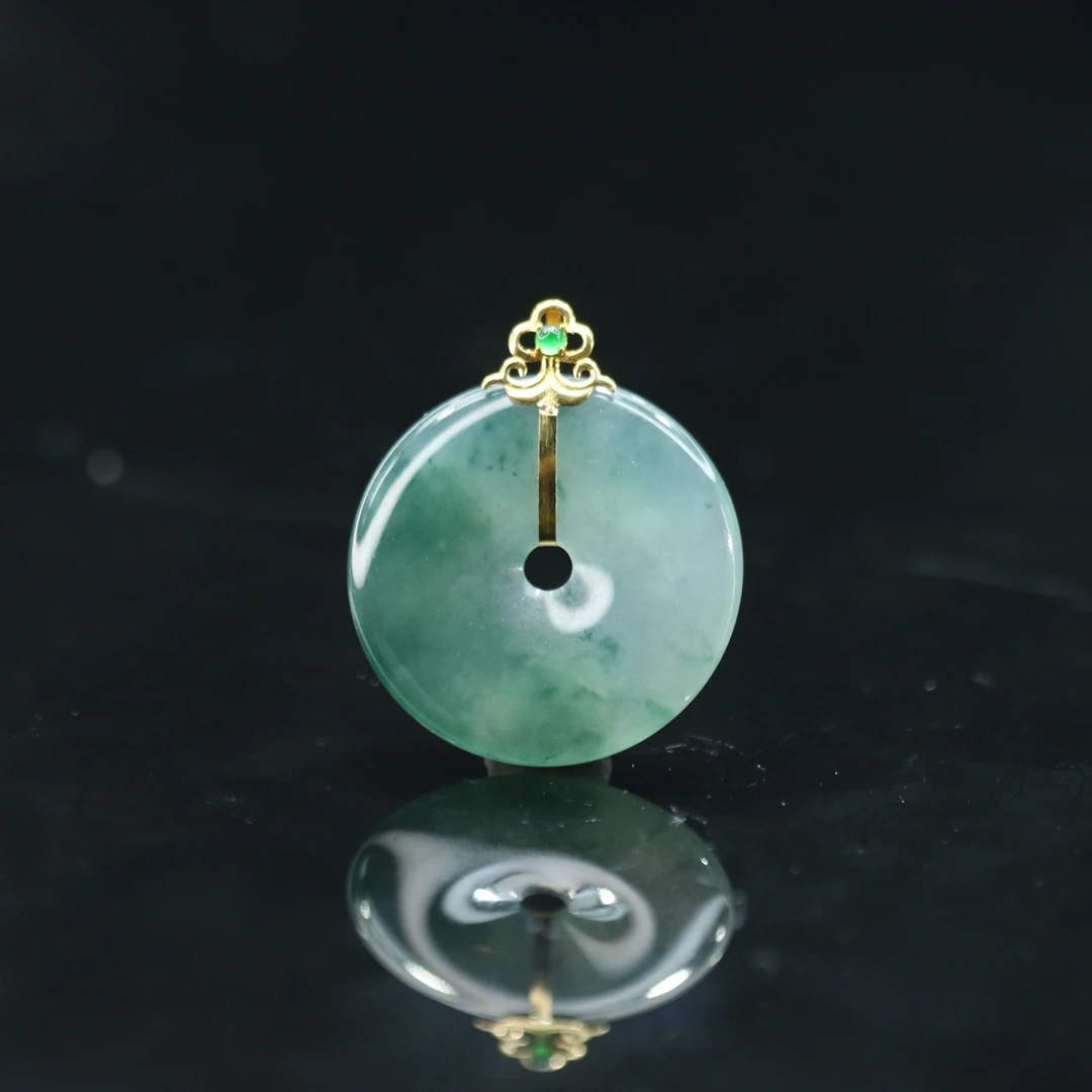 FC29天然缅甸翡翠A货18k扣子/800094/保利厦门拍卖