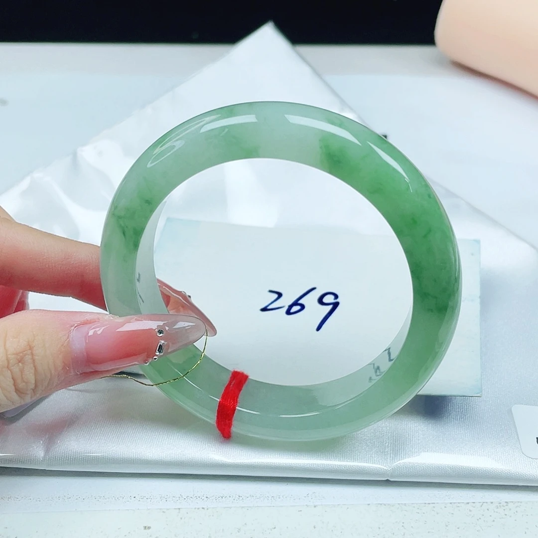 未镶嵌手镯翡翠56
