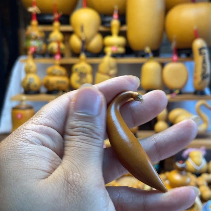 C***…天然葫芦自然生长