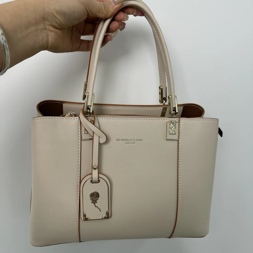 A219-30新款时尚百搭潮流单肩斜挎手提包