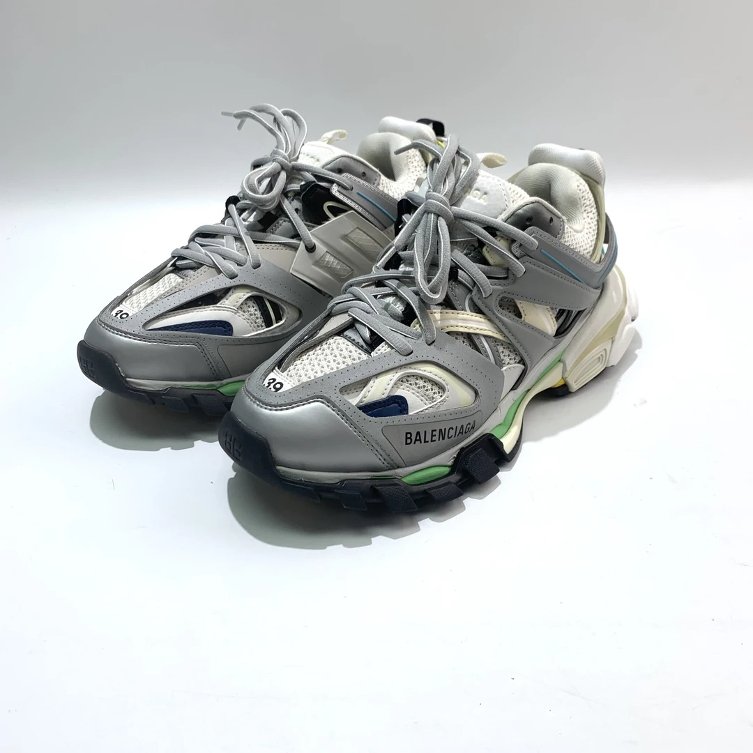99新 Balenciaga/巴黎世家 39码 银色 track 老爹鞋bl0557